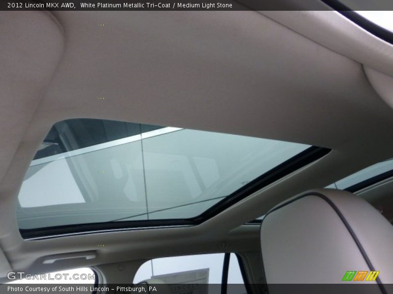 White Platinum Metallic Tri-Coat / Medium Light Stone 2012 Lincoln MKX AWD