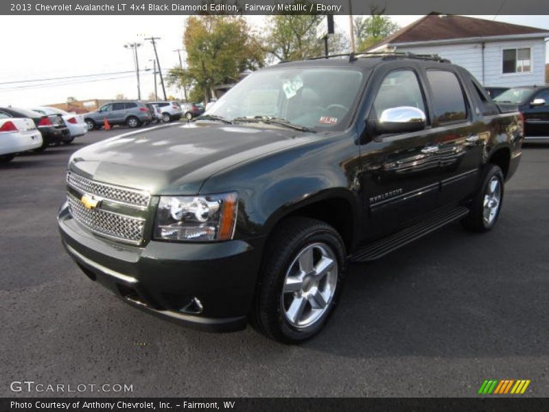 Front 3/4 View of 2013 Avalanche LT 4x4 Black Diamond Edition