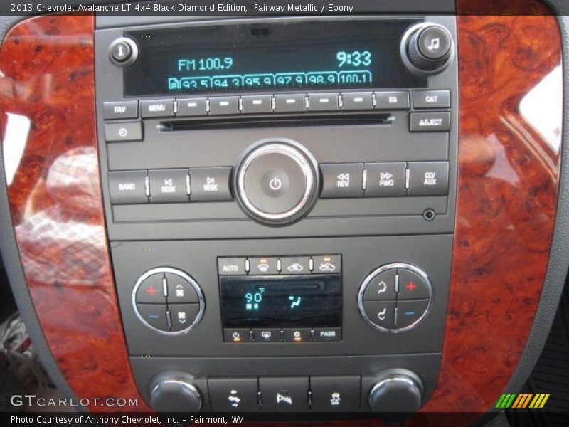 Controls of 2013 Avalanche LT 4x4 Black Diamond Edition