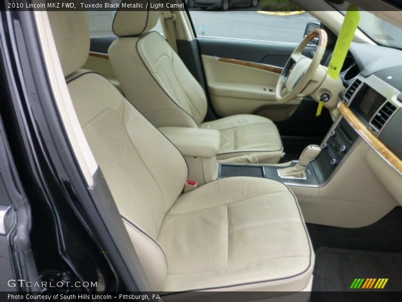 Tuxedo Black Metallic / Light Camel 2010 Lincoln MKZ FWD