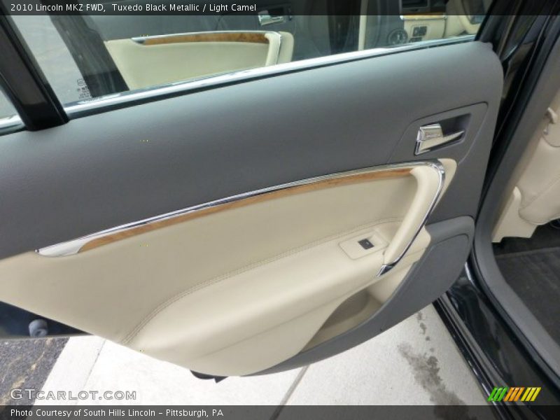 Tuxedo Black Metallic / Light Camel 2010 Lincoln MKZ FWD