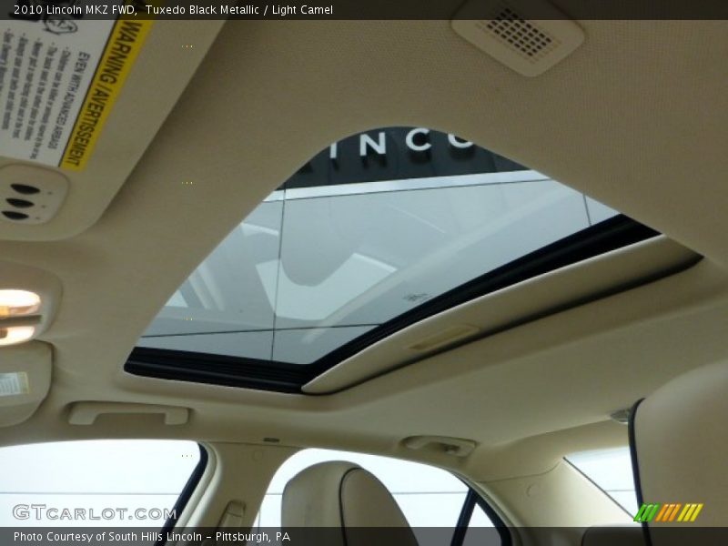 Tuxedo Black Metallic / Light Camel 2010 Lincoln MKZ FWD