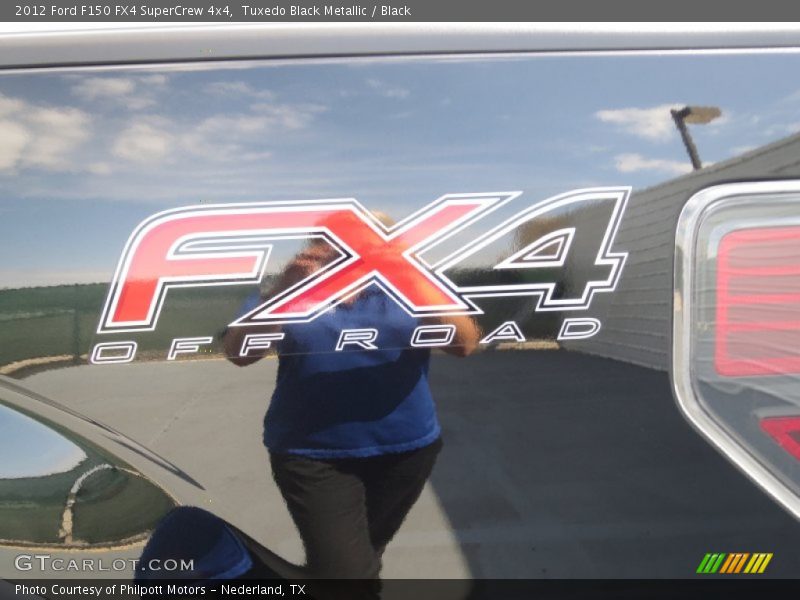 Tuxedo Black Metallic / Black 2012 Ford F150 FX4 SuperCrew 4x4