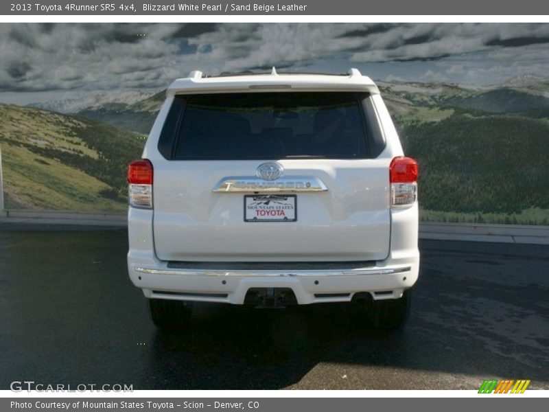 Blizzard White Pearl / Sand Beige Leather 2013 Toyota 4Runner SR5 4x4