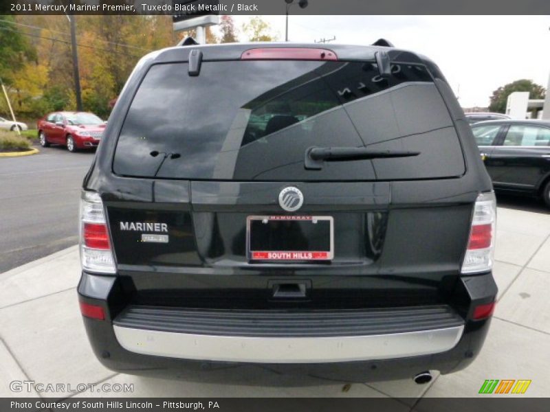 Tuxedo Black Metallic / Black 2011 Mercury Mariner Premier