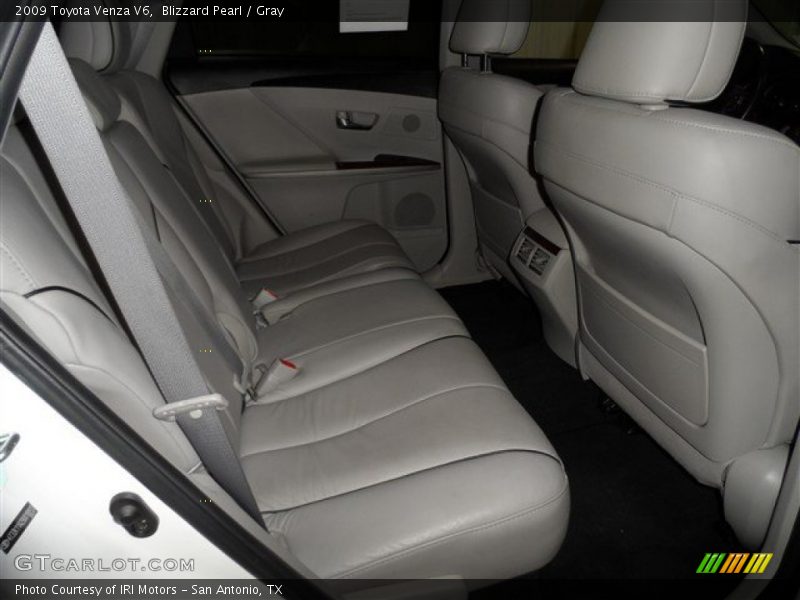 Blizzard Pearl / Gray 2009 Toyota Venza V6