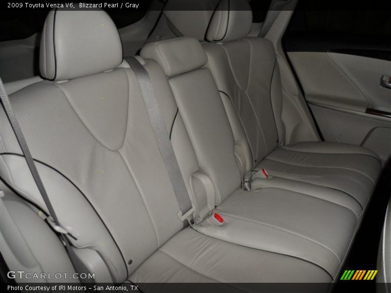 Blizzard Pearl / Gray 2009 Toyota Venza V6