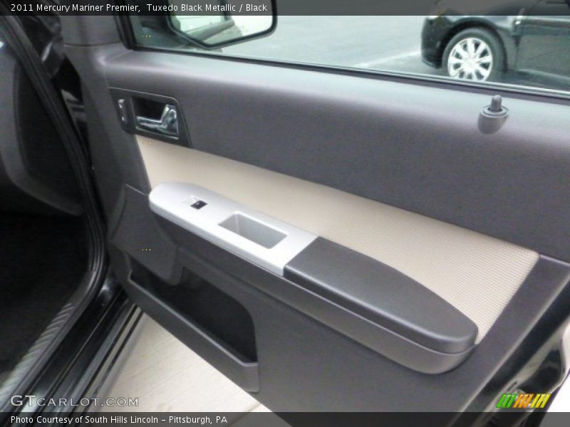 Tuxedo Black Metallic / Black 2011 Mercury Mariner Premier
