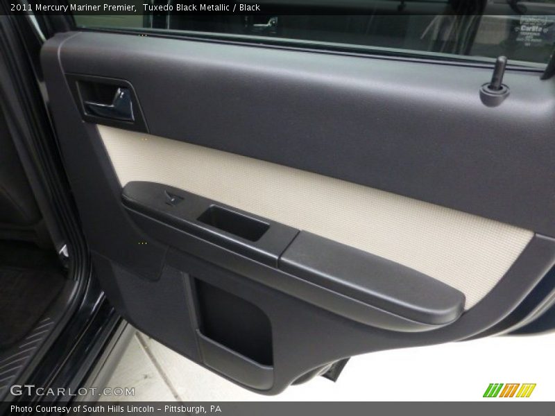 Tuxedo Black Metallic / Black 2011 Mercury Mariner Premier