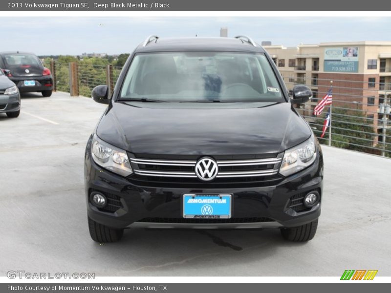 Deep Black Metallic / Black 2013 Volkswagen Tiguan SE