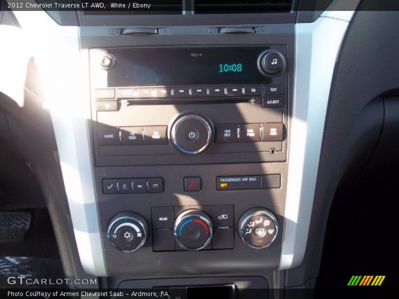 White / Ebony 2012 Chevrolet Traverse LT AWD