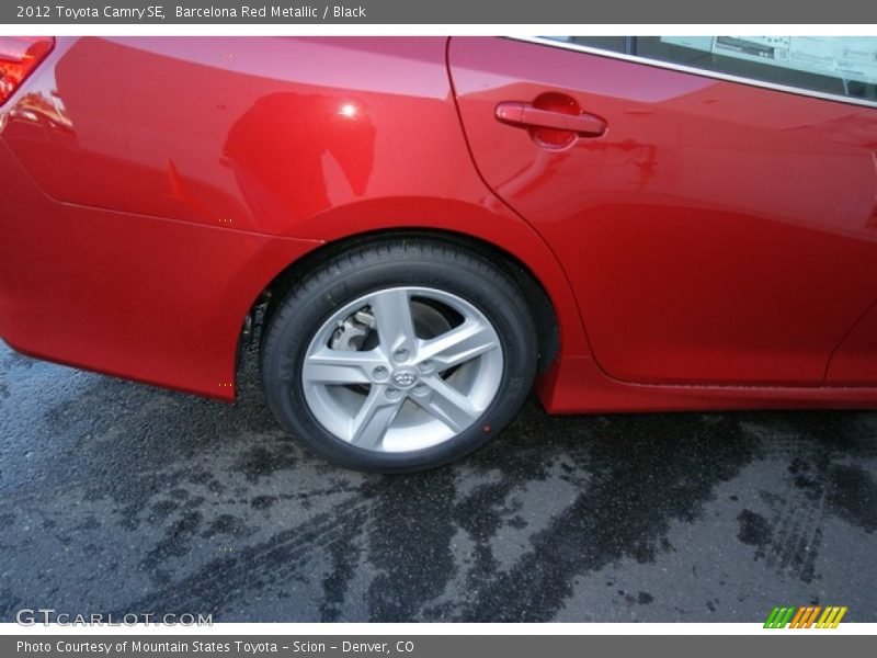 Barcelona Red Metallic / Black 2012 Toyota Camry SE