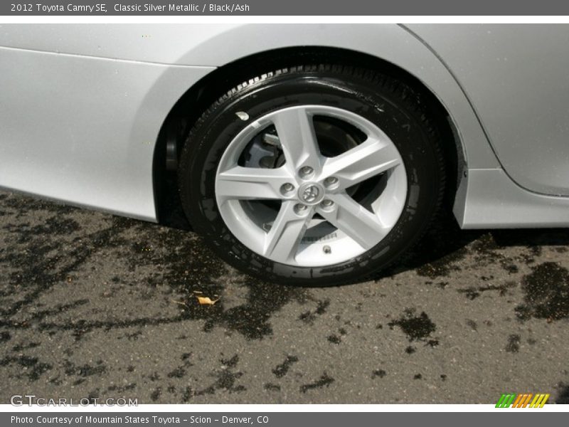 Classic Silver Metallic / Black/Ash 2012 Toyota Camry SE