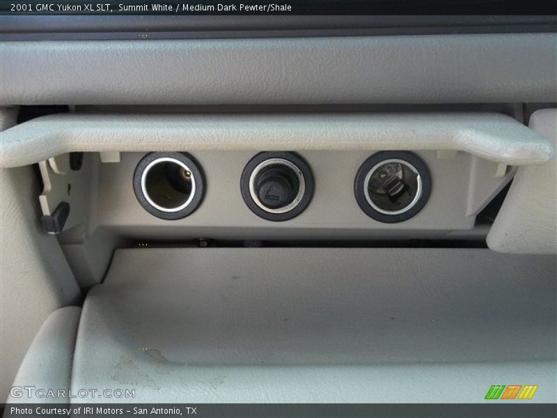 Summit White / Medium Dark Pewter/Shale 2001 GMC Yukon XL SLT