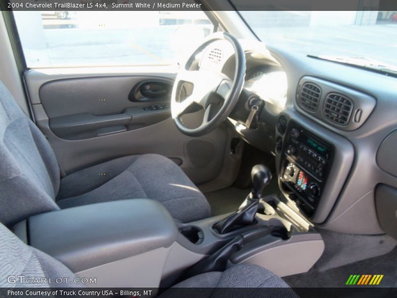 Summit White / Medium Pewter 2004 Chevrolet TrailBlazer LS 4x4