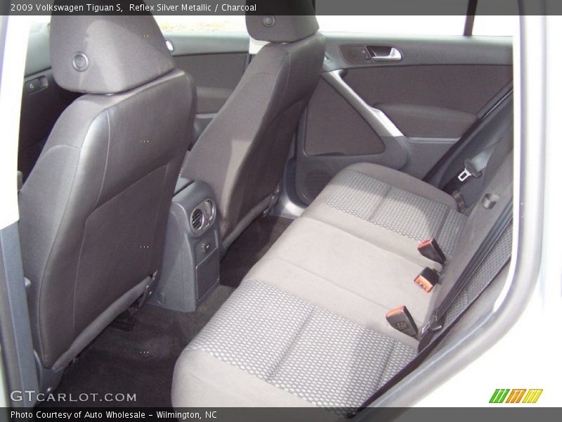 Reflex Silver Metallic / Charcoal 2009 Volkswagen Tiguan S