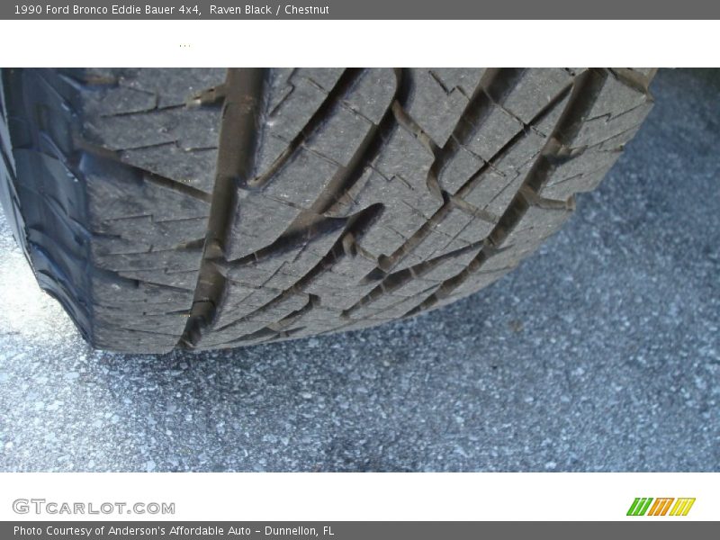 Raven Black / Chestnut 1990 Ford Bronco Eddie Bauer 4x4