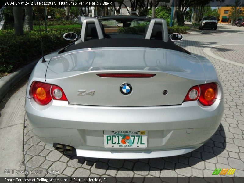 Titanium Silver Metallic / Black 2004 BMW Z4 2.5i Roadster