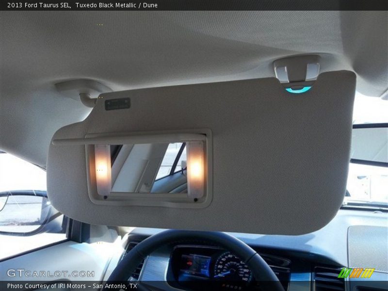 Tuxedo Black Metallic / Dune 2013 Ford Taurus SEL
