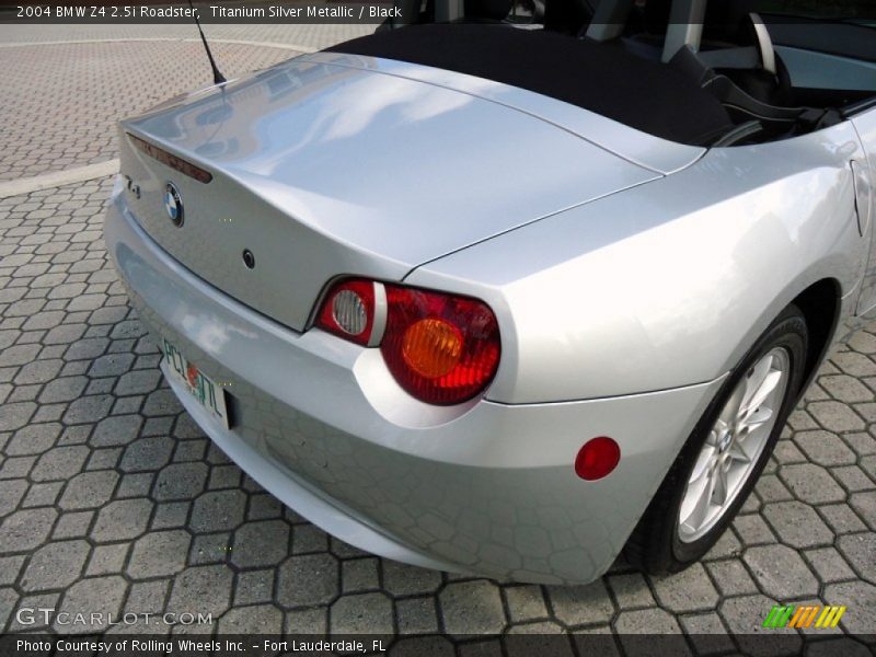 Titanium Silver Metallic / Black 2004 BMW Z4 2.5i Roadster