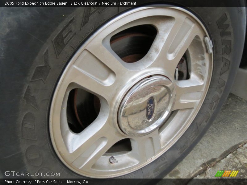 Black Clearcoat / Medium Parchment 2005 Ford Expedition Eddie Bauer