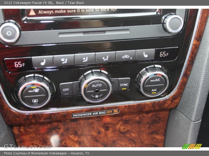 Black / Titan Black 2013 Volkswagen Passat V6 SEL