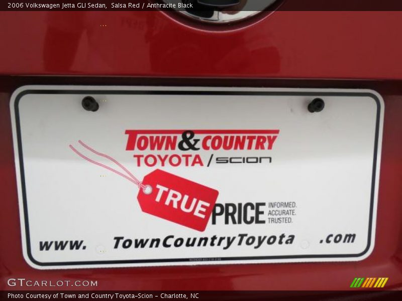 Salsa Red / Anthracite Black 2006 Volkswagen Jetta GLI Sedan