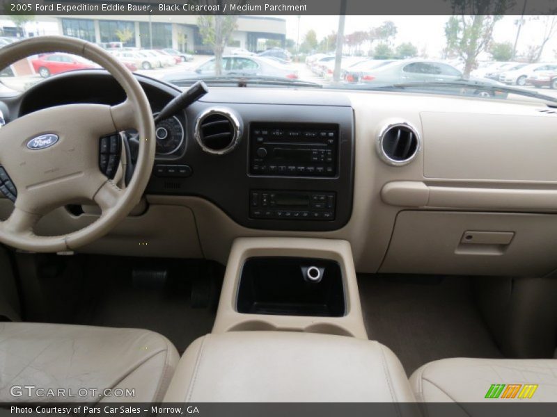 Black Clearcoat / Medium Parchment 2005 Ford Expedition Eddie Bauer