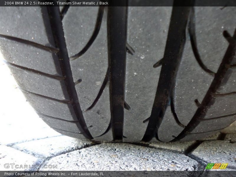 Titanium Silver Metallic / Black 2004 BMW Z4 2.5i Roadster