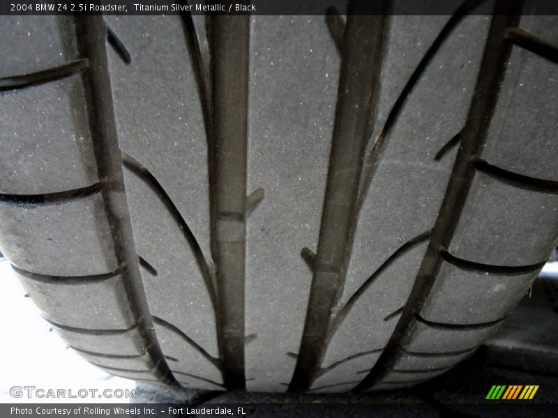 Titanium Silver Metallic / Black 2004 BMW Z4 2.5i Roadster