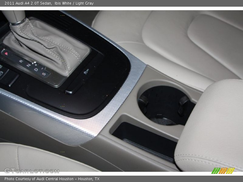 Ibis White / Light Gray 2011 Audi A4 2.0T Sedan