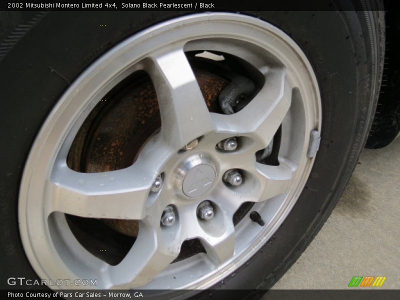 Solano Black Pearlescent / Black 2002 Mitsubishi Montero Limited 4x4