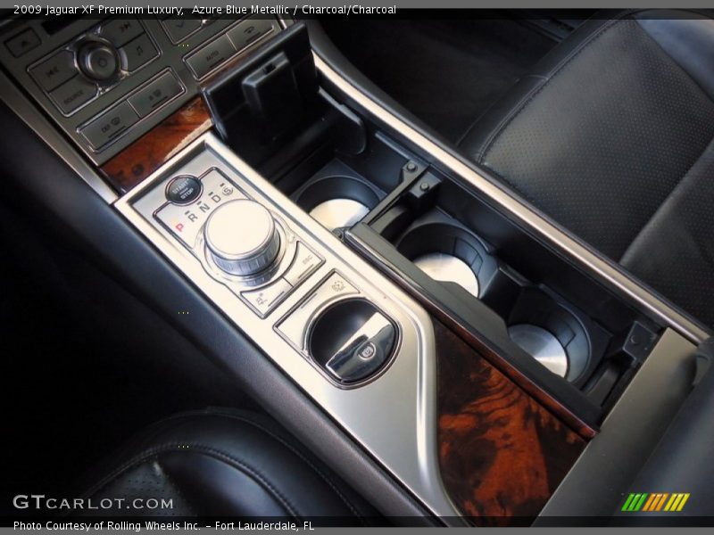 Controls of 2009 XF Premium Luxury