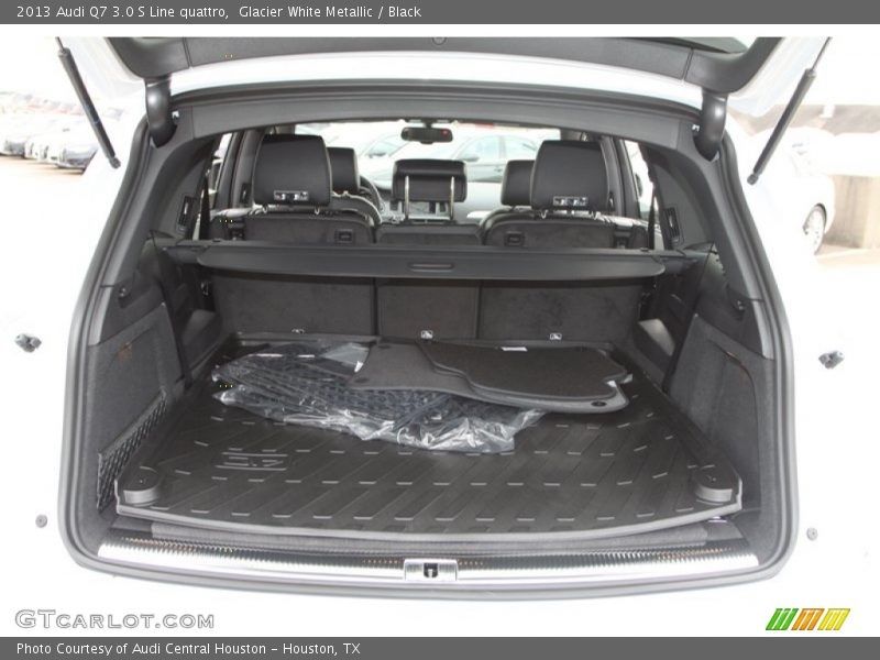  2013 Q7 3.0 S Line quattro Trunk