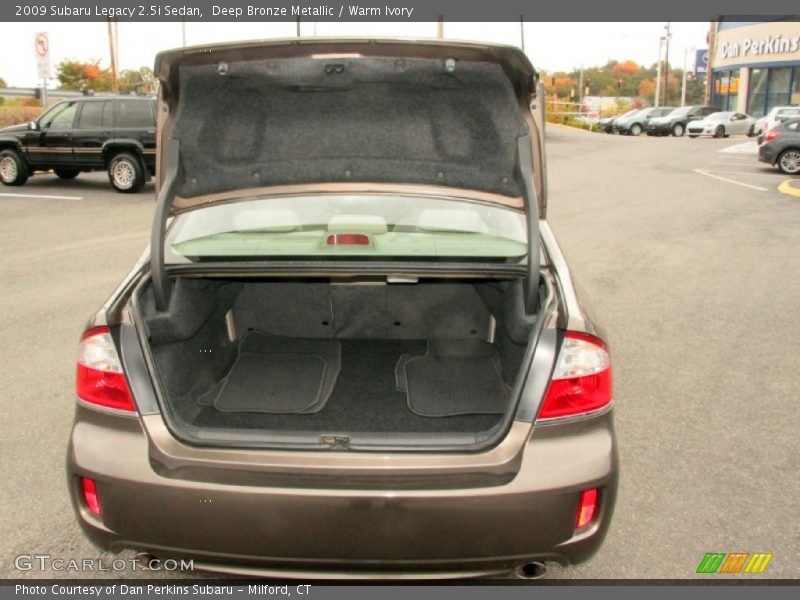 Deep Bronze Metallic / Warm Ivory 2009 Subaru Legacy 2.5i Sedan