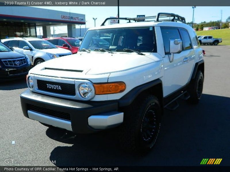 Iceberg White / Dark Charcoal 2010 Toyota FJ Cruiser 4WD