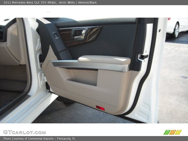 Arctic White / Almond/Black 2011 Mercedes-Benz GLK 350 4Matic