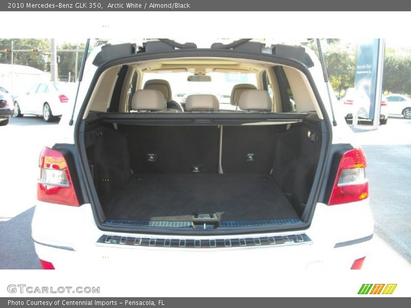 Arctic White / Almond/Black 2010 Mercedes-Benz GLK 350