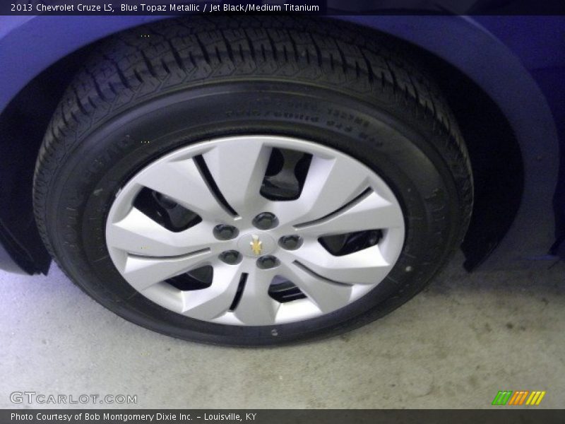 Blue Topaz Metallic / Jet Black/Medium Titanium 2013 Chevrolet Cruze LS