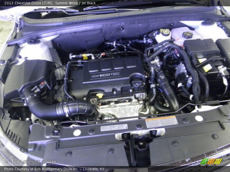 Summit White / Jet Black 2013 Chevrolet Cruze LT/RS