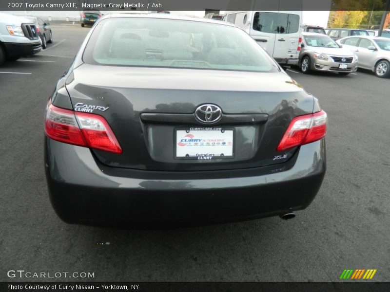 Magnetic Gray Metallic / Ash 2007 Toyota Camry XLE