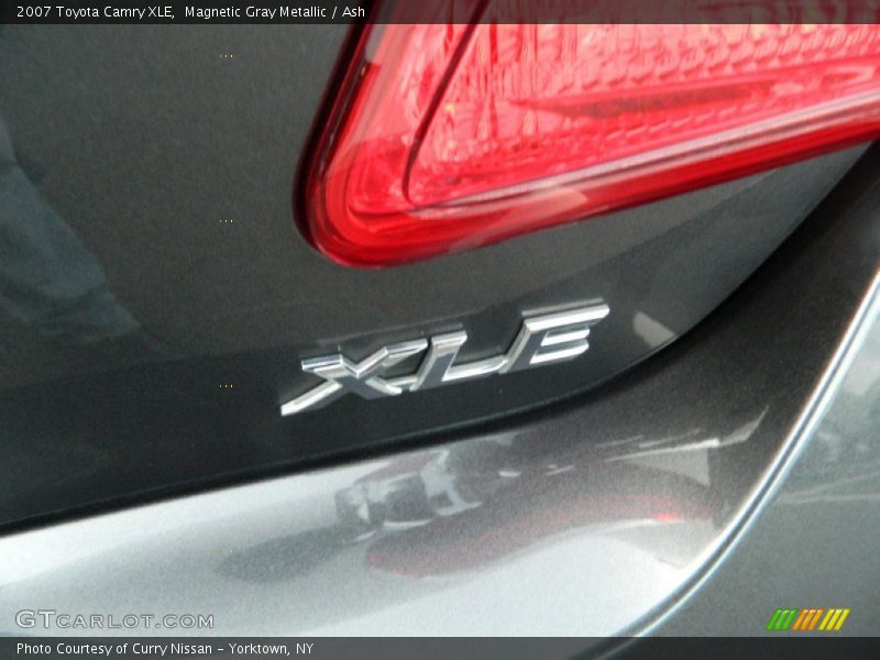 Magnetic Gray Metallic / Ash 2007 Toyota Camry XLE