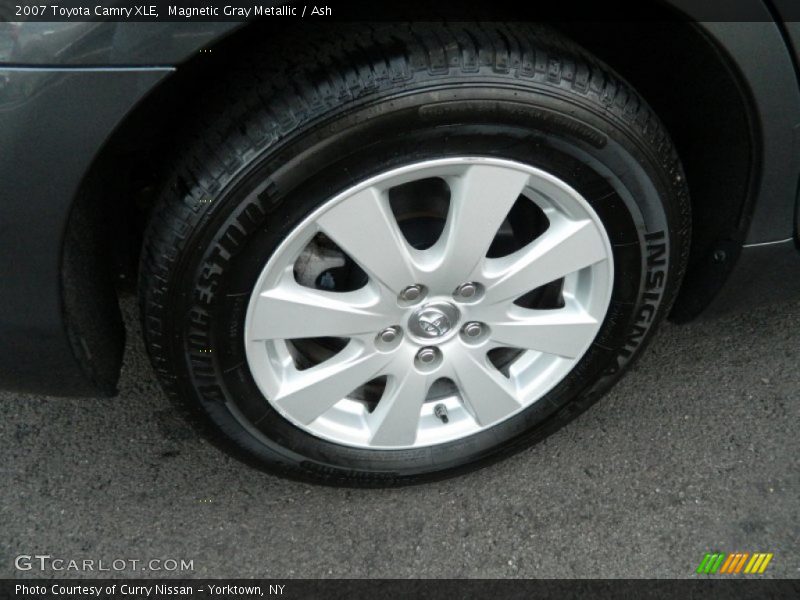 Magnetic Gray Metallic / Ash 2007 Toyota Camry XLE