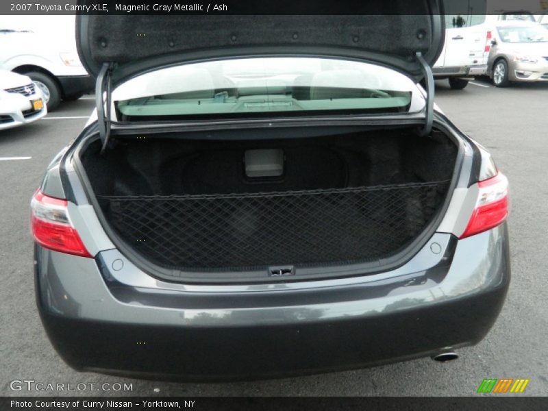 Magnetic Gray Metallic / Ash 2007 Toyota Camry XLE