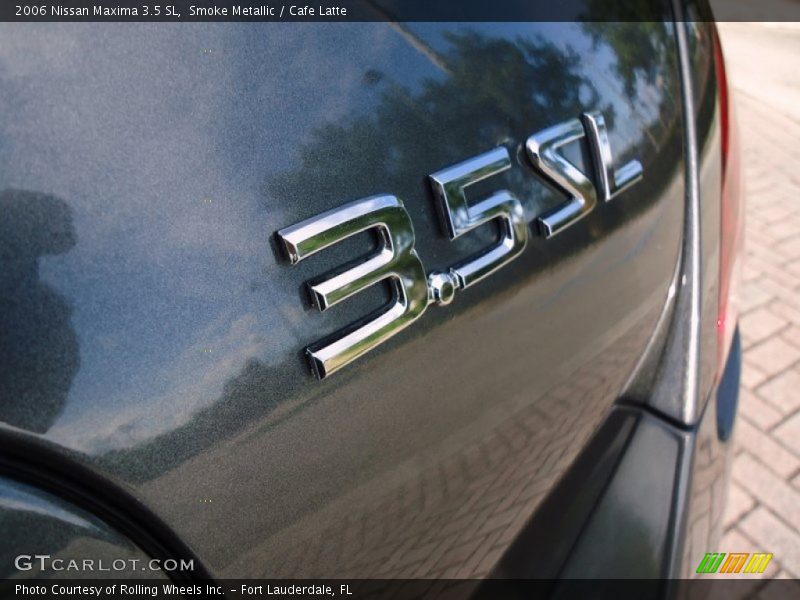  2006 Maxima 3.5 SL Logo