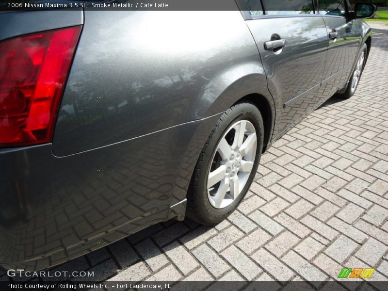 Smoke Metallic / Cafe Latte 2006 Nissan Maxima 3.5 SL