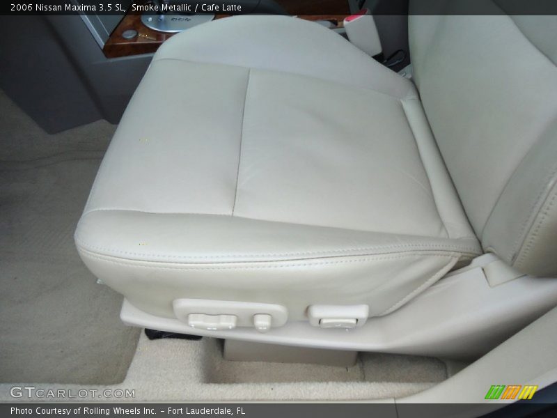 Front Seat of 2006 Maxima 3.5 SL