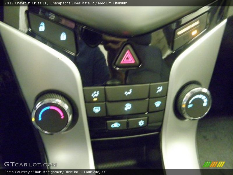 Champagne Silver Metallic / Medium Titanium 2013 Chevrolet Cruze LT