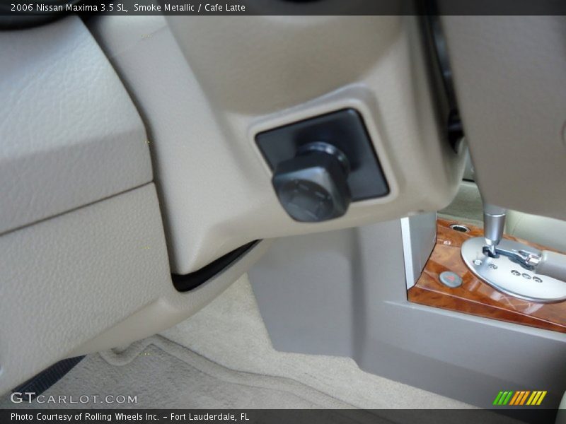 Smoke Metallic / Cafe Latte 2006 Nissan Maxima 3.5 SL