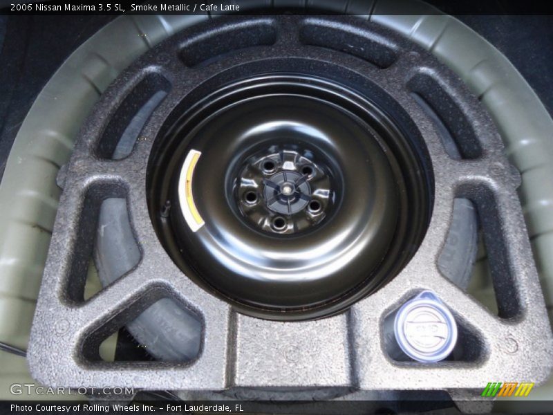 Smoke Metallic / Cafe Latte 2006 Nissan Maxima 3.5 SL